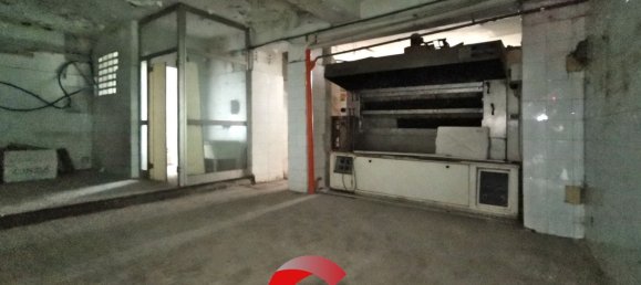 Gewerbliche Immobilie in Cuggiono, Italy 175m², Nr. 176896 13