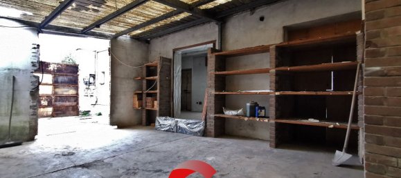Gewerbliche Immobilie in Cuggiono, Italy 175m², Nr. 176896 25