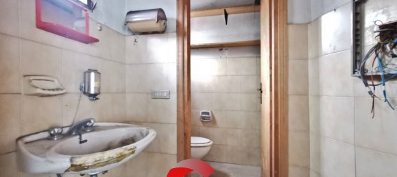 Gewerbliche Immobilie in Cuggiono, Italy 175m², Nr. 176896 30