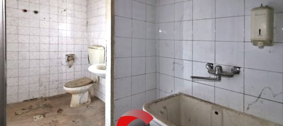 Gewerbliche Immobilie in Cuggiono, Italy 175m², Nr. 176896 16