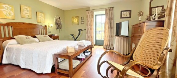 4 bedrooms House in Fene, Spain No. 51823 8