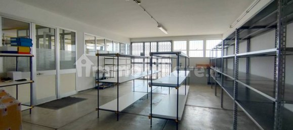 5 rooms Warehouse in Udine, Italy No. 275763 37