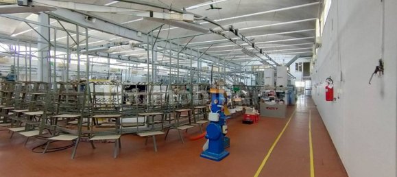 5 rooms Warehouse in Udine, Italy No. 275763 17