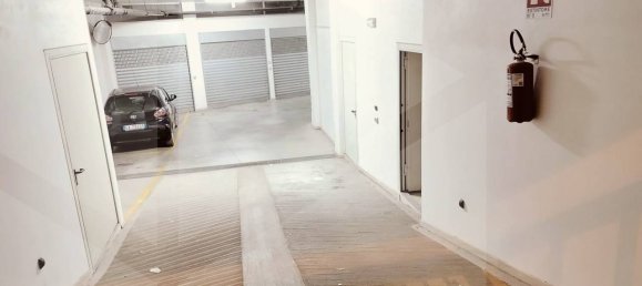 Estacionamiento de 2 habitaciónes en Conversano, Italy No. 20733 2