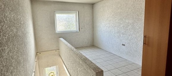 Дом с 6 спальнями в Фальк, Франция № 263354 18