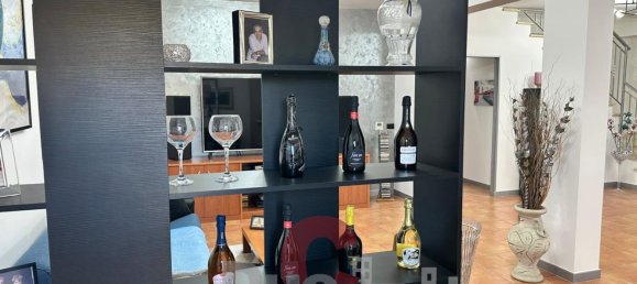 5 bedrooms House in Morlupo, Italy No. 318820 40