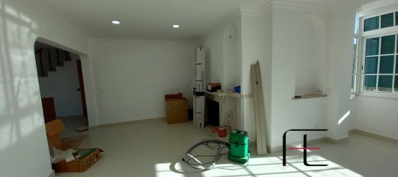 3 chambres Maison à Cascais, Portugal No. 26083 5