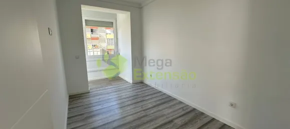 1 bedroom Apartment in Lisbon, Portugal No. 153974 2