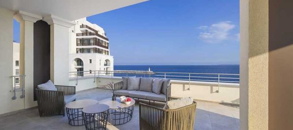 4 bedrooms Penthouse in Limassol, Cyprus No. 17748 2