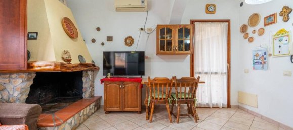 Вилла с 5 комнатами в Капотерра, Италия № 33556 3