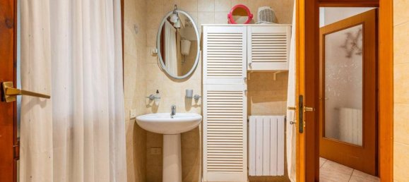 Вилла с 5 комнатами в Капотерра, Италия № 33556 11