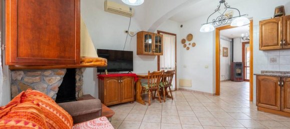 Вилла с 5 комнатами в Капотерра, Италия № 33556 6