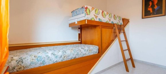 Вилла с 5 комнатами в Капотерра, Италия № 33556 34