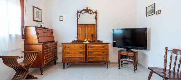 Вилла с 5 комнатами в Капотерра, Италия № 33556 27