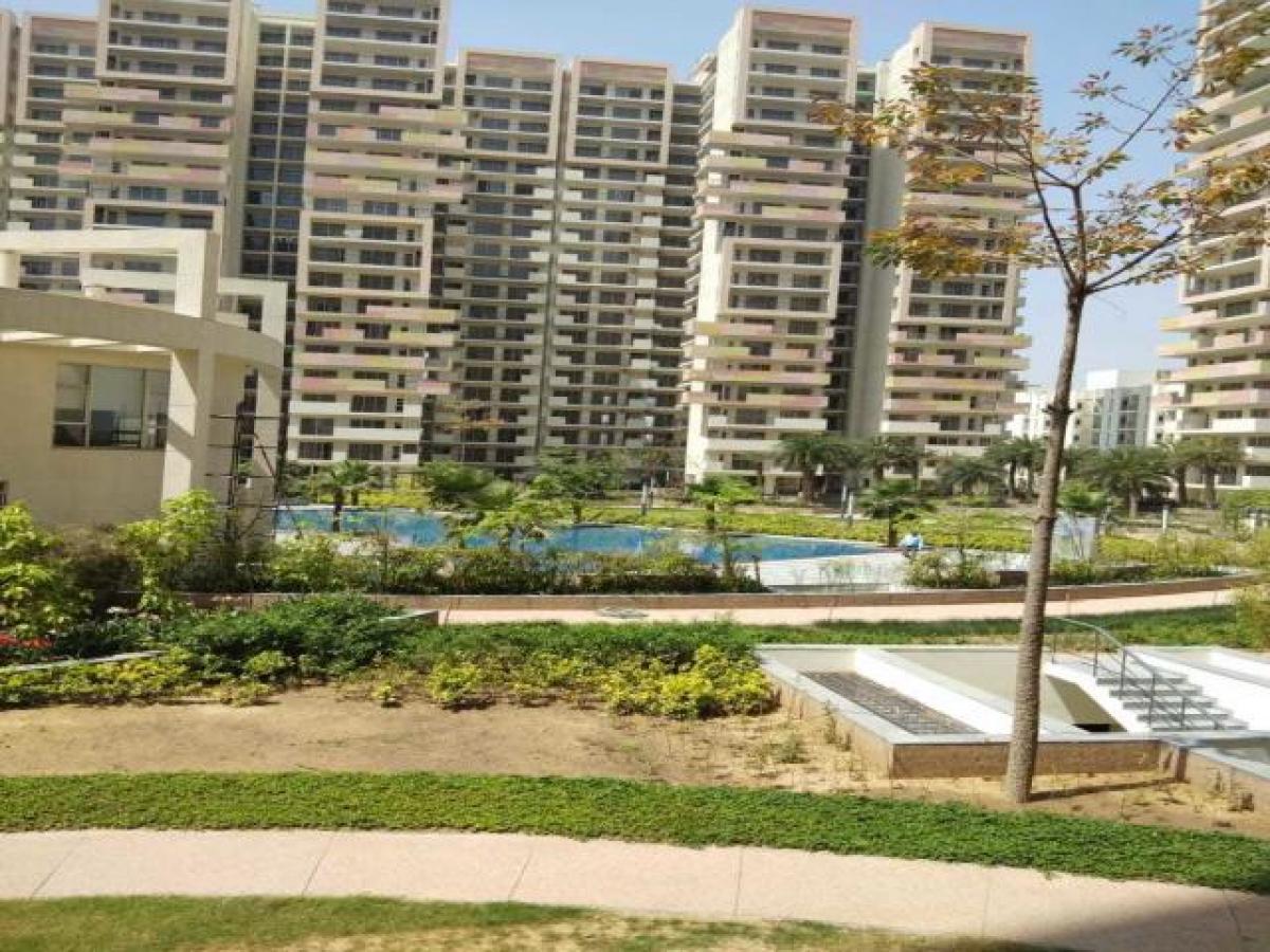 3 bedrooms House in Gurgaon, India No. 15666