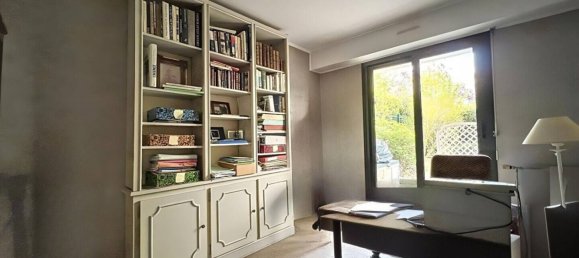 4 Schlafzimmer Wohnung in Suresnes, France, Nr. 147557 7