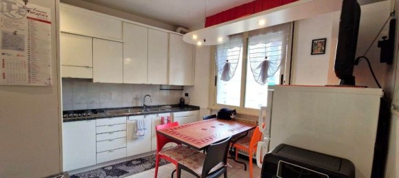 Penthouse T4 em Vallecrosia, Italy N.º 363633 4