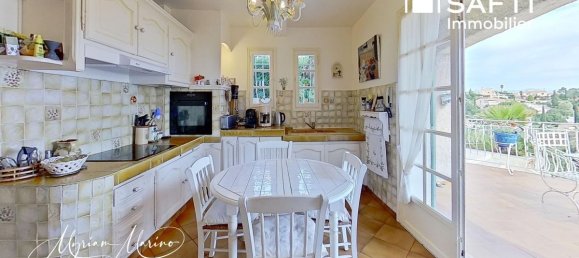 4 bedrooms Villa in Frejus, France No. 195227 10