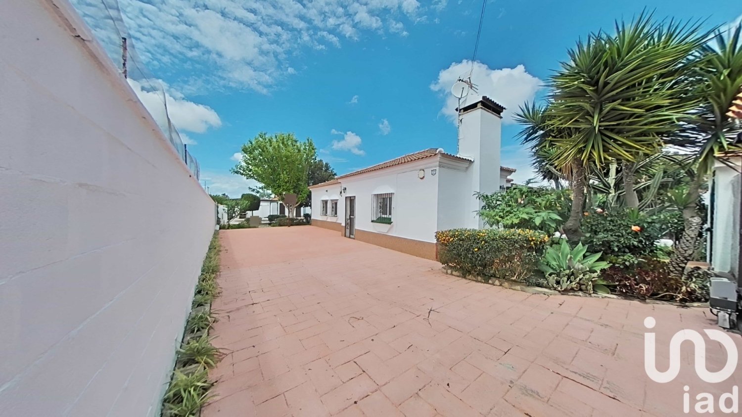 3 bedrooms House in Chiclana de la Frontera, Spain No. 292802