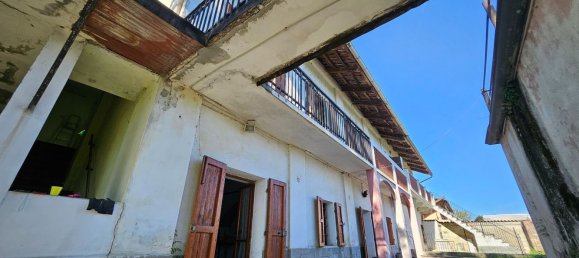 5-Zimmer Haus in Villafranca Piemonte, Italy, Nr. 105599 2