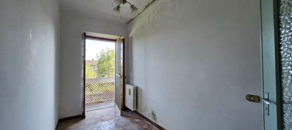 5-Zimmer Haus in Villafranca Piemonte, Italy, Nr. 105599 10