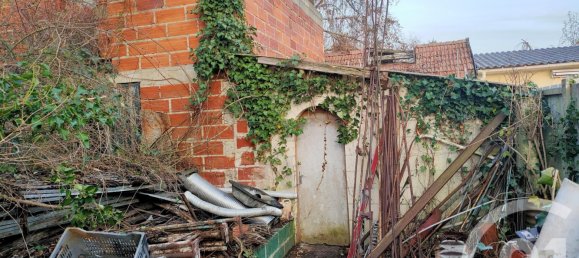  Land in Reims, France No. 90932 4