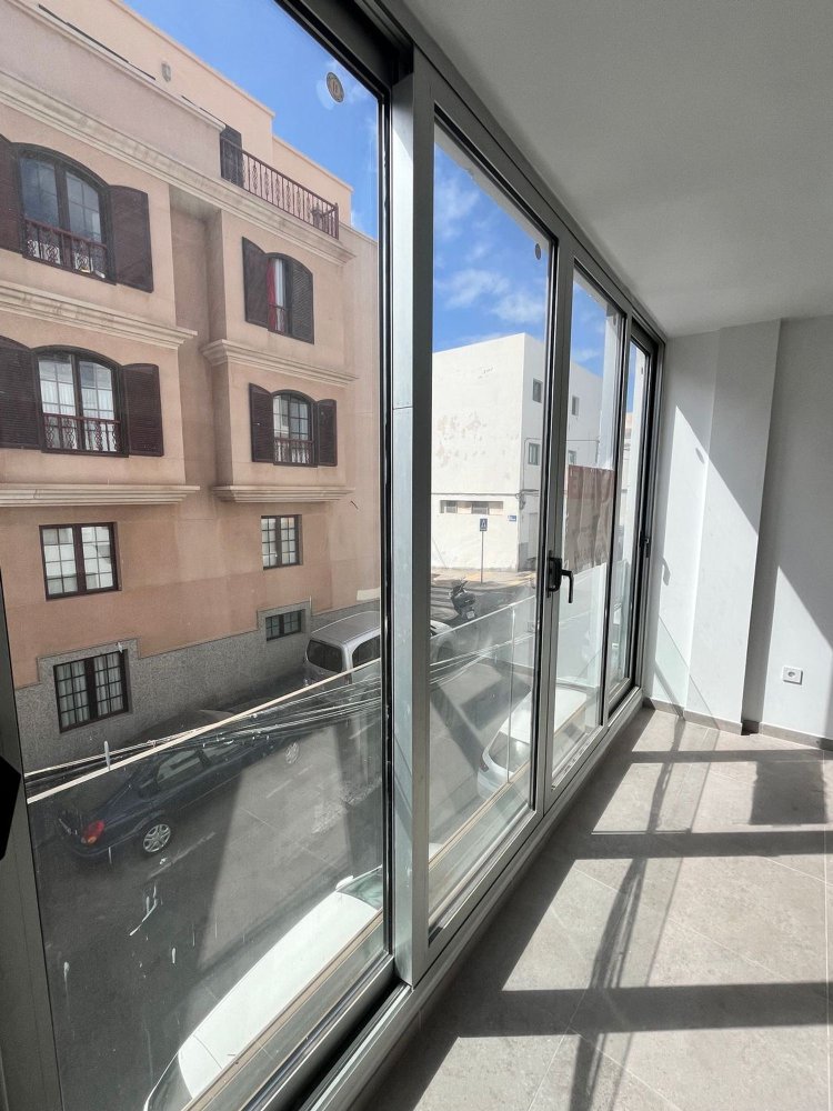 3 bedrooms Apartment in Arrecife, Spain No. 191990