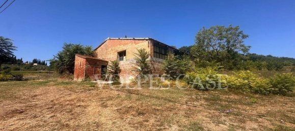 7 rooms House in Montepulciano, Italy No. 277947 8