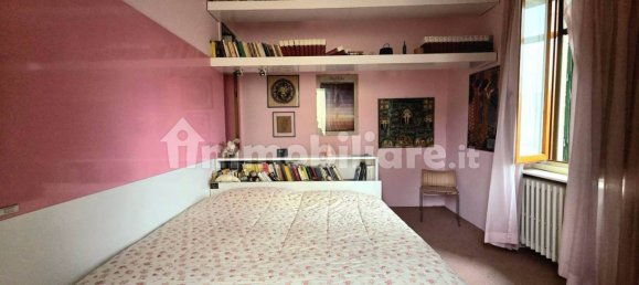 3 bedrooms House in Florence, Italy No. 52111 7