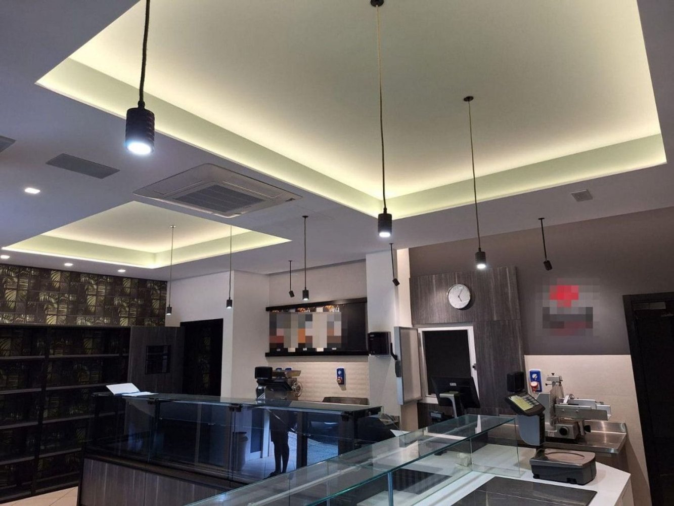 Коммерческая недвижимость 200м² в Кастеллана Гротте, Италия № 368037