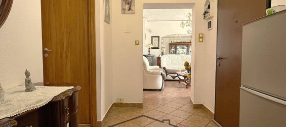 2 Schlafzimmer Wohnung in Cermenate, Italy, Nr. 340491 13