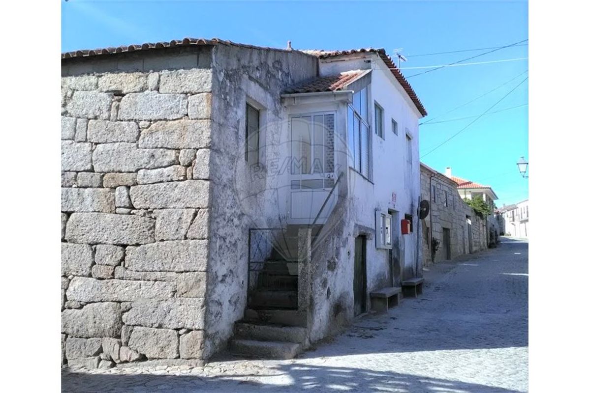 Casa T2 em Alijó, Portugal N.º 18221
