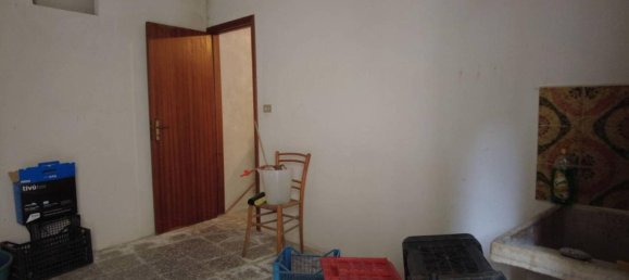 6 rooms House in Mammola, Italy No. 37631 21