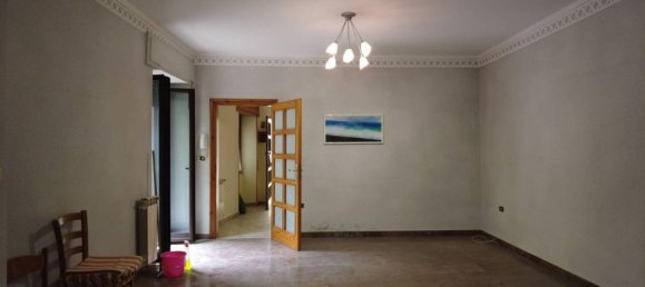 6 rooms House in Mammola, Italy No. 37631 10