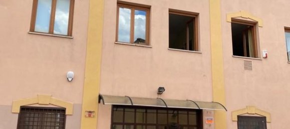 3غرفة عقار تجاري في Rome, Italy رقم 78570 6