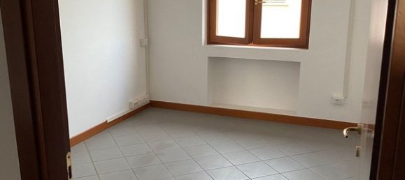 3غرفة عقار تجاري في Rome, Italy رقم 78570 2