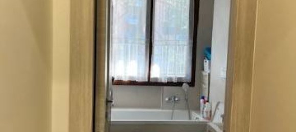 2 bedrooms Apartment in Genoa, Italy No. 352393 3