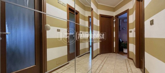 2 Schlafzimmer Wohnung in Quaregna Cerreto, Italy, Nr. 355605 4