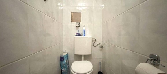 3-salle Appartement à Simmering, Austria No. 247149 2