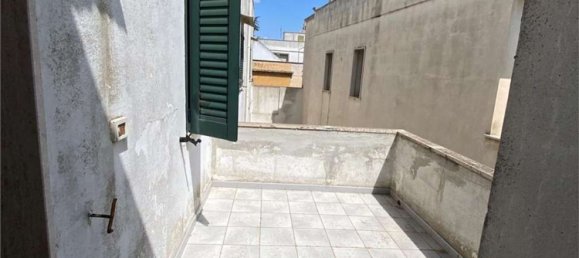 Дуплекс с 6 комнатами в Casarano, Италия № 178669 8