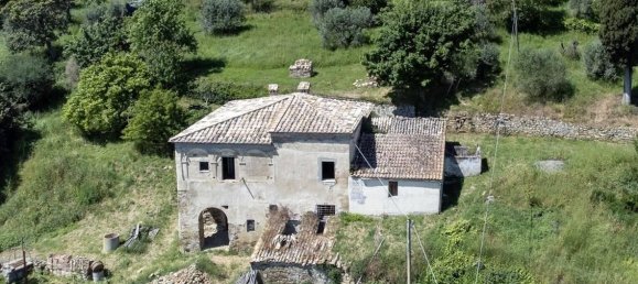 8 rooms House in Montalcino, Italy No. 159695 7