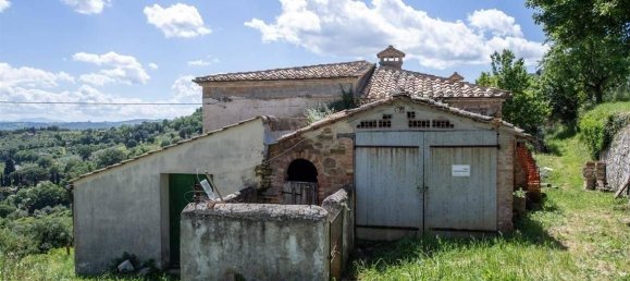 8 rooms House in Montalcino, Italy No. 159695 11