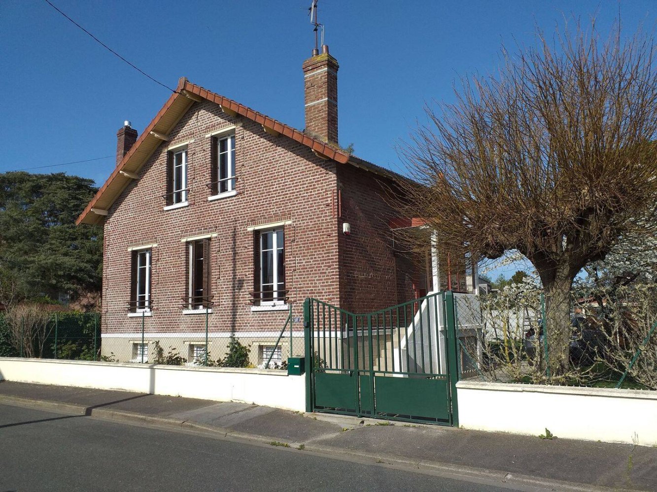 4 chambres Maison à Beaumont-sur-Oise, France No. 361077