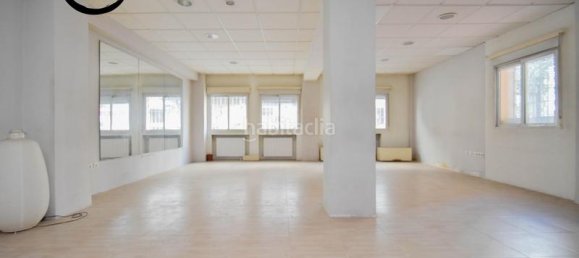 3 bedrooms Apartment in Granada, Spain No. 166724 3