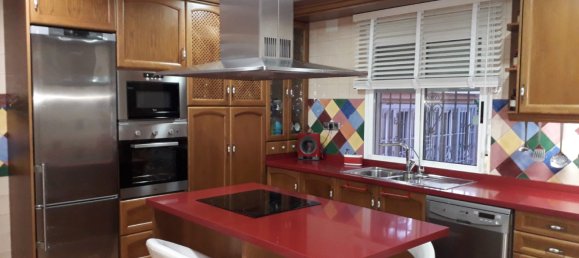 3 bedrooms Villa in La Mata, Spain No. 9139 2