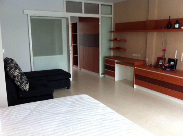 3 bedrooms Cafe / restaurant in Pattaya, Thailand No. 4027