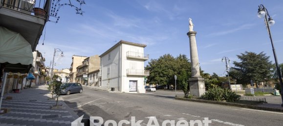 4 rooms Apartment in Borgia, Italy No. 182651 26