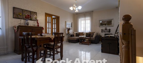 4 rooms Apartment in Borgia, Italy No. 182651 34