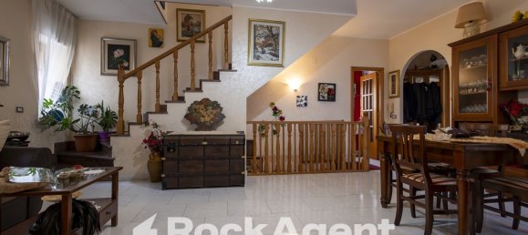 4 rooms Apartment in Borgia, Italy No. 182651 38