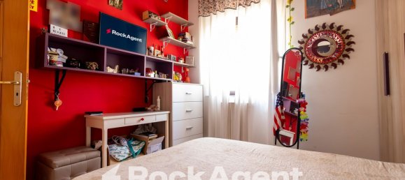 4 rooms Apartment in Borgia, Italy No. 182651 7